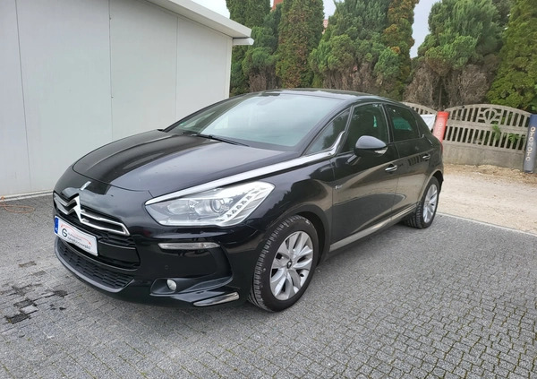 Citroen DS5 cena 42500 przebieg: 199900, rok produkcji 2013 z Białogard małe 407